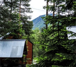 Шале 3. Четырехместный номер комфорт с видом на горы в Белый волк