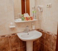 Одноместный номер (окнами во двор) в Brothershotel.ru