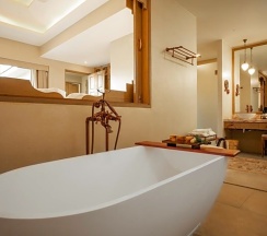 Вилла Pool Beachfront с 2 комнатами в Devasom Khao Lak Beach Resort & Villas