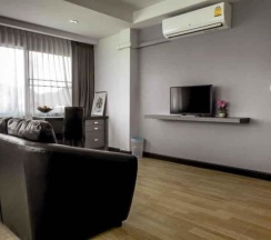 Двухместный номер Standard двуспальная кровать в Eurotel Hotel Kanchanaburi (SHA Extra Plus)