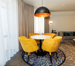 Номер Suite с двуспальной кроватью в Mercure