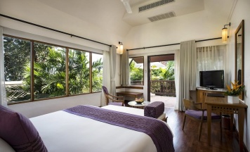 Двухместная вилла Deluxe с видом на сад двуспальная кровать в Centara Villas Phuket