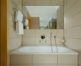 Номер стандарт с 1 двуспальной кроватью в Airportcity Plaza St. Petersburg