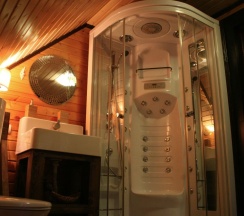 Коттедж Люкс для двоих в Волжанка