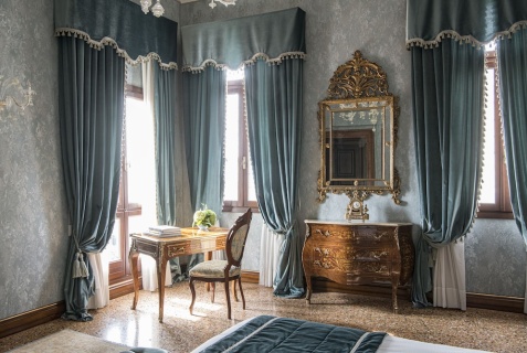 Венеция: Отель Hotel Nani Mocenigo Palace