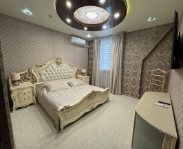 Номер люкс (мансарда) в Гольфстрим