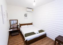 Двухместный номер Standard двуспальная кровать в Tini Kati Hostel - Silom Bird House