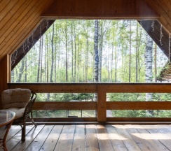 Коттедж Дуплекс с красивым видом из окна в Коробок-Хуторок