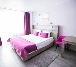 Студия с диваном в М97