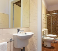 Апартаменты с 2 комнатами с балконом в San Jerónimo 17 Suites