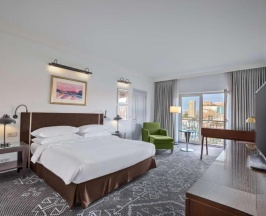 Двухместный номер с красивым видом из окна двуспальная кровать в Hyatt Regency Baku