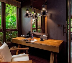 Двухместная Pool Villa Tropical двуспальная кровать в Silavadee Pool Spa Resort