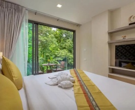 Двухместный номер Deluxe с видом на горы двуспальная кровать в Отель Splendid Sea View Resort