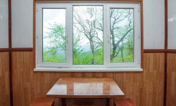 Трёхместный номер Standard с видом на горы в Горное настроение