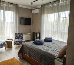 Люкс Comfort с видом на город в Лофт Оазис