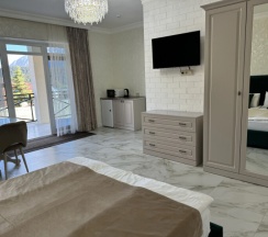 Двухместный Улучшенный в Амир