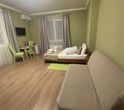 ПОЛУЛЮКС с балкончиком в Ля Вилла