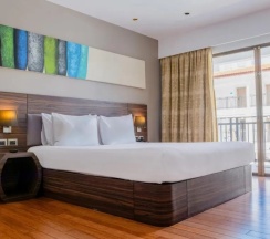 Двухместный номер Premium двуспальная кровать в Holiday Inn Resort Phuket Karon Beach by IHG