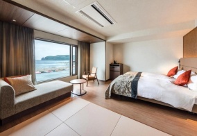 Курортный отель KITAKOBUSHI SHIRETOKO Hotel & Resort на Охотском море