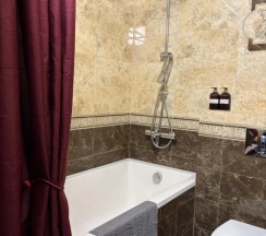 Четырёхместные апартаменты c 1 комнатой в Comfy Stay