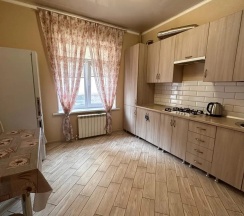 Апартаменты в Квартира Толстого 180б 2 Этаж