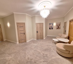 Премиум Люкс с кроватями TWIN/DBL и большой террасой с видом на горы в Цитрус