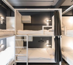 Кровать в общем номере (женский номер) в The Cocoon Hostel