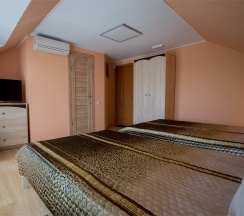 Стандарт ком.№4 в Золотой Лев