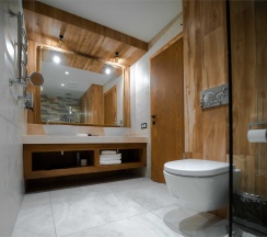 JUNIOR SUITE в Горицы Hotel&Resort