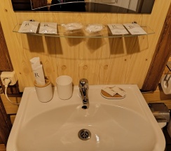 Двухместный номер с раздельными кроватями в деревянном коттедже в Колыба