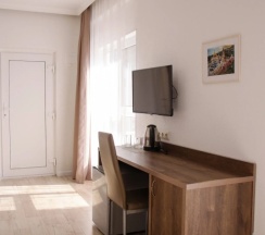 Трёхместный номер Deluxe с балконом и с видом на море в Талион