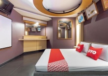 Номер Deluxe в OYO 75382 Chonburi Hotel