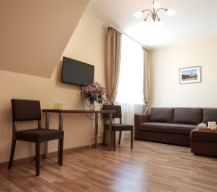 Семейный номер в Аист