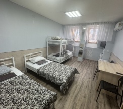 Четырехместный номер с общей ванной комнатой на мансарде №33 в Акспай