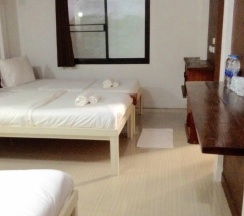 Трёхместный номер Standard в BC guesthouse Si Phraya