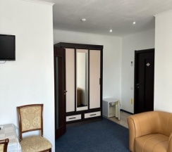 УЛУЧШЕННЫЙ Трехместный номер с раздельными кроватями в Престиж