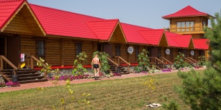 Абашево: Отель Кленовая роща
