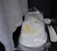 Стандарт с балконом и видом на бассейн в Riviera