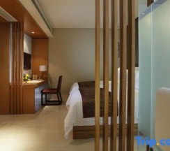 Люкс Deluxe с красивым видом из окна в Sanya Phoenix Waterside Gloria Resort