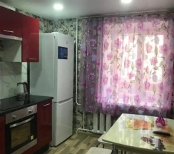 Апартаменты в Квартира 2х-комнатная с  Хорошим Ремонтом