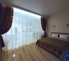 Апартаменты-студия 50 кв.м. с боковым видом на море в центре Светлогорска в Альт Платц Раушен