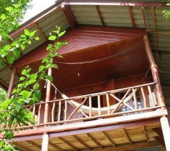 Бунгало Standard с балконом в J.B.Hut Bungalows
