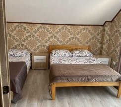 4-местный номер полулюкс семейный в Диана