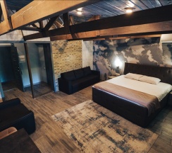 Комфорт + с балконом в City creek