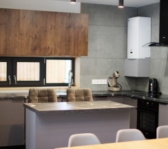 Коттедж с 6 спальнями №1 в Чайка 1918