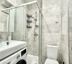 Комфорт Двуспальная Кровать в Metro apartments