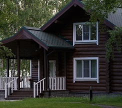 Трехкомнатные Апартаменты 2 с кухней и гостиной с видом на реку в Басовское