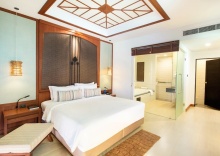 Люкс Deluxe с балконом в Deevana Plaza Krabi