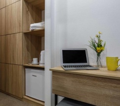 Двухместный номер эконом с одной большой кроватью в Trips Hotel