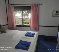 Двухместное бунгало Deluxe рядом с пляжем в Sukorn Andaman Beach Resort